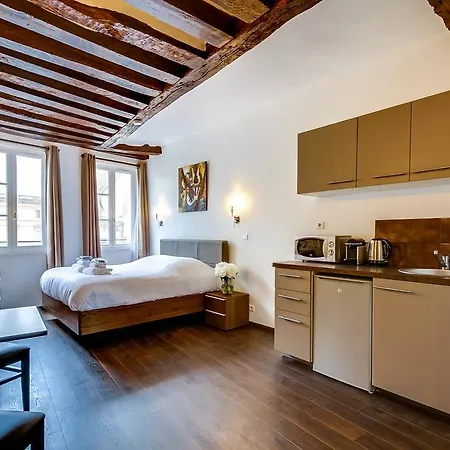 Upper Class Suites - Rue Saint Honore דירה *